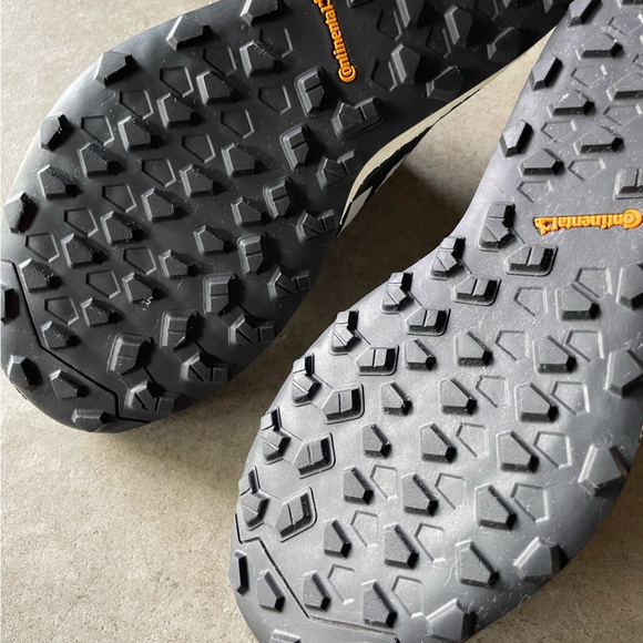 Adidas Terrex Agravic Flow Boost Trail Running/Hiking Sneakers/Shoes 7.5 Womens - Picture 7 of 8